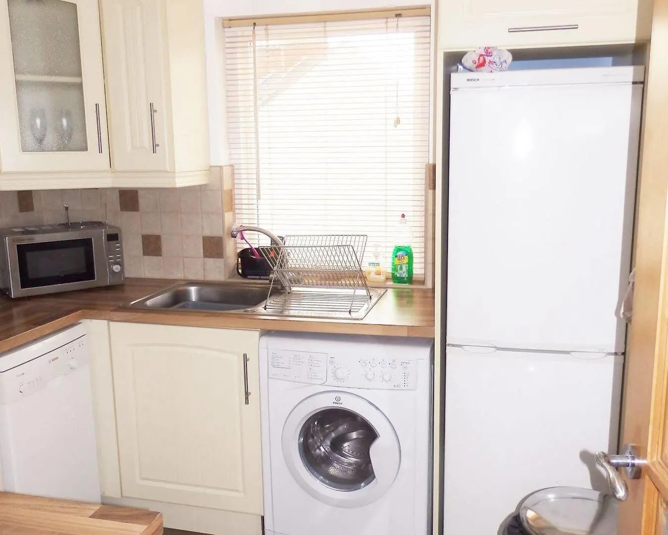Apartman Excellent Location - City Centre - Parking - 4 Beds -2 Bedrooms Belfast